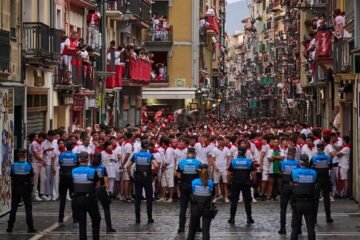 Hasta 60.000 euros de multa por no cumplir con las normas en los encierros de San Fermín: así se intentan controlar unas fiestas cada vez más masivas