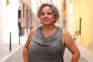 Núria Busquet, escritora: “Cuando tu hija tiene anorexia siempre hay la sensación de que, como madre, has hecho algo mal”