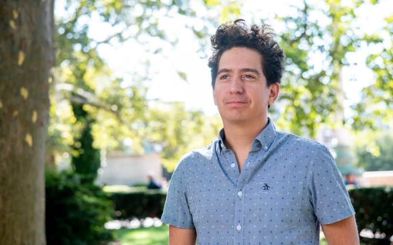 Daniel Alarcón: “Lo que me molesta del ataque a la libertad de expresión es que tanta gente poderosa se haya rendido”