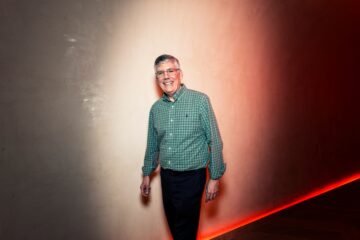 Rick Riordan, creador de ‘Percy Jackson’: “Las novelas pueden ser más poderosas que una película o una serie”