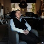 Julian Barnes: “Me he vuelto más de izquierdas porque el centro se ha desplazado a la derecha”