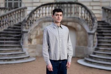 Pol Guasch: “Parlar del suïcidi te n’allunya, mirar la mort et permet burlar-la”