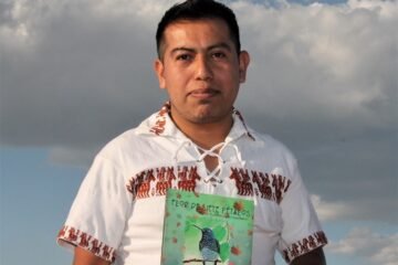 un pedazo de palabra temblando en un río