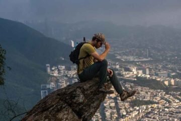 Julio Aurelio Olivero Lara convierte la experiencia emocional en literatura viva