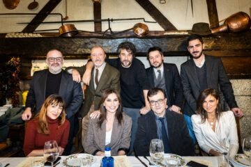 Javier Cercas gana el XI Premio de Periodismo de Opinión Raúl del Pozo: “El novelista no debe tomar partido, el columnista tiene que hacerlo”