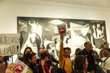 Artistas y galeristas españoles reclaman la reducción del IVA Cultural con un “encierro” en distintos museos