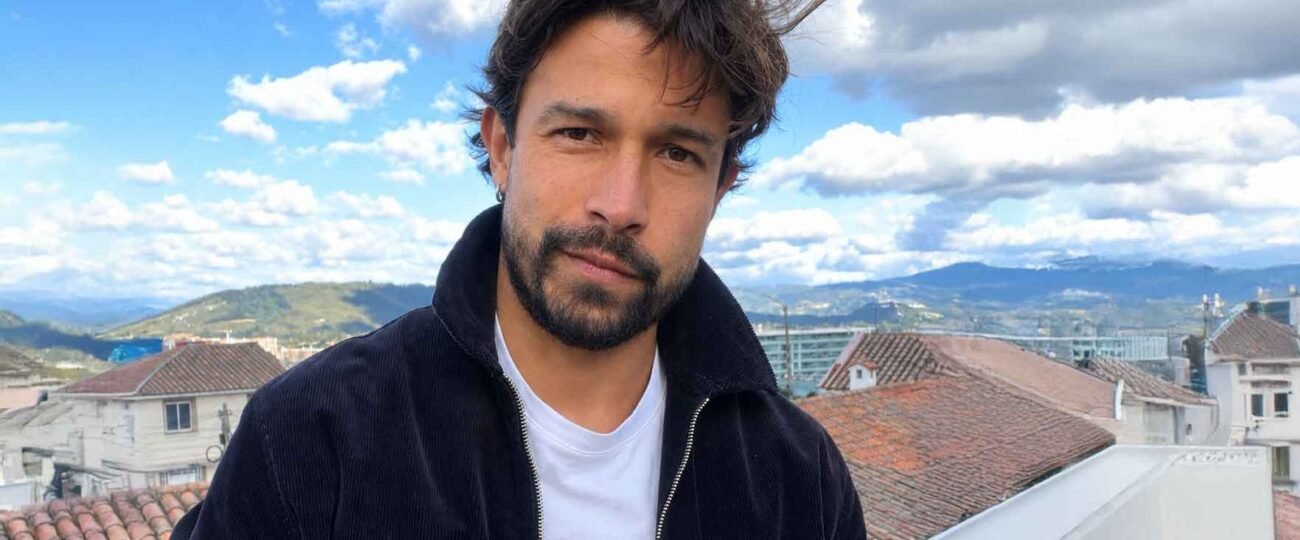 CHRISTIAN F. JIMÉNEZ BARRETO PUBLICA ‘RÍO’, UNA REFLEXIÓN INTIMISTA SOBRE EL AUTODESCUBRIMIENTO Y LA BÚSQUEDA DEL PROPIO CAUCE