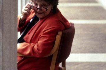 ‘El banquete’, de Muriel Spark: novela de inteligencia diabólica con preguntas y respuestas universales