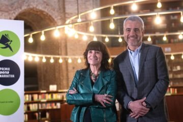 El debate | ¿Tiene sentido que Aena otorgue un premio de literatura?