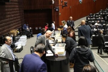 ‘Que el pueblo decida: la democracia según la Cuarta Transformación’, un adelanto del libro de Ernesto Núñez