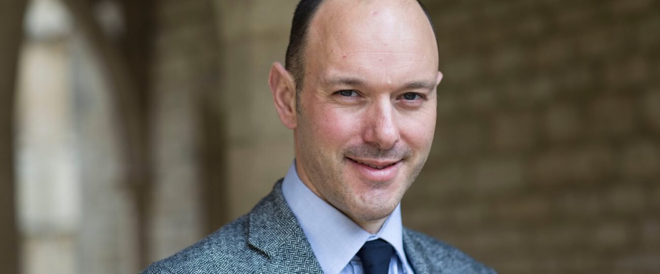 ‘The New York Times’ termina su colaboración con un periodista autónomo por su uso de IA en la reseña de un libro