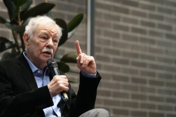 Eduardo Mendoza sobre la Diada de Sant Jordi: “Hay que decir el Día del Libro”