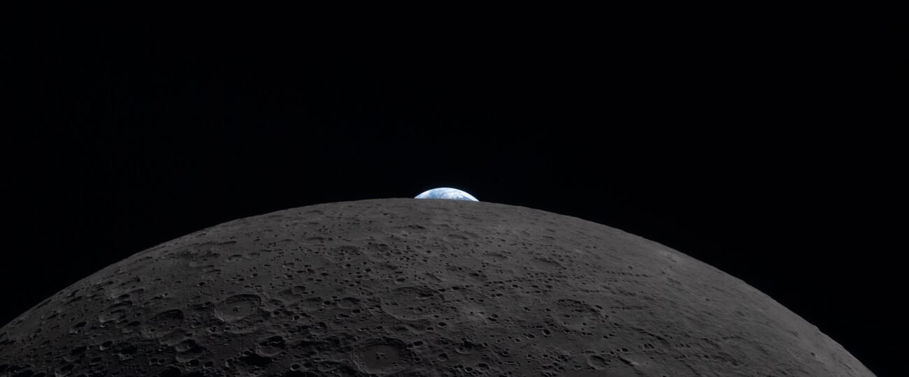 Artemis 2 ha regresado, el arte seguirá viajando a la Luna