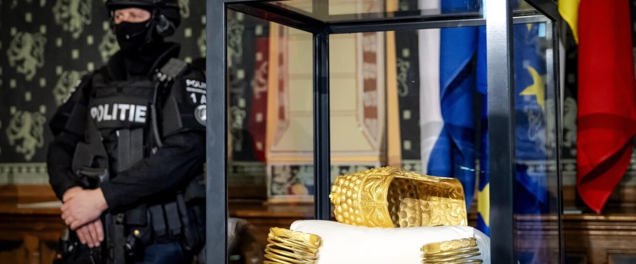 Recuperado el yelmo de oro robado en un atraco con explosivos en Países Bajos en 2025