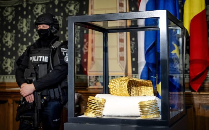 Recuperado el yelmo de oro robado en un atraco con explosivos en Países Bajos en 2025