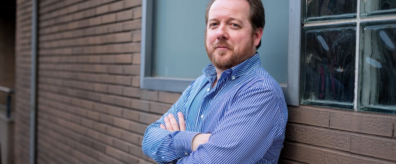 ‘El Hijo del Hombre’: el nuevo salto al abismo de Juan Esteban Constaín por descubrir y narrar la historia del niño que con su luz nos salvaría