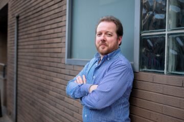 ‘El Hijo del Hombre’: el nuevo salto al abismo de Juan Esteban Constaín por descubrir y narrar la historia del niño que con su luz nos salvaría