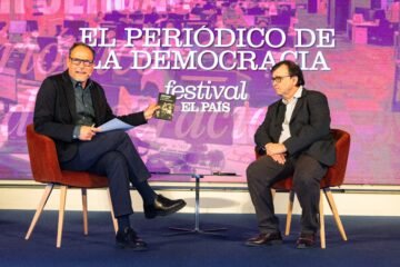 Javier Cercas, en el Festival de EL PAÍS: “Este periódico se jugó literalmente el tipo el 23-F”