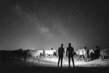 Oda fotográfica a los yegüerizos y el caballo de Doñana
