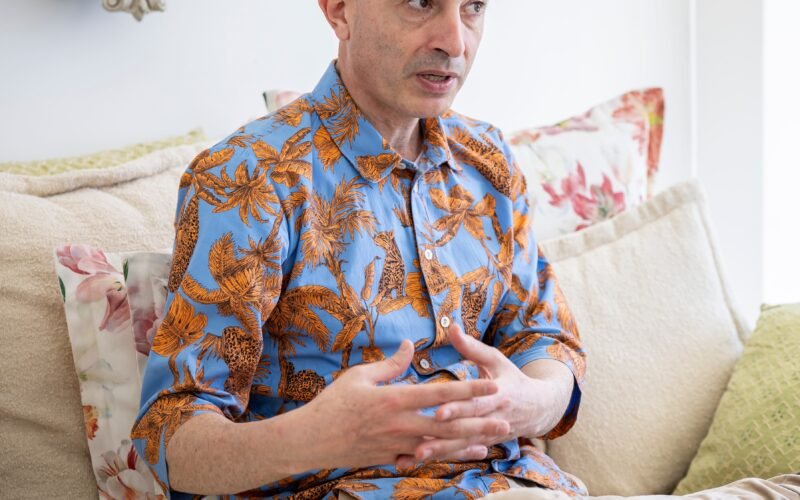 Yuval Noah Harari: “La inteligencia artificial es muy inteligente pero no tiene conciencia”