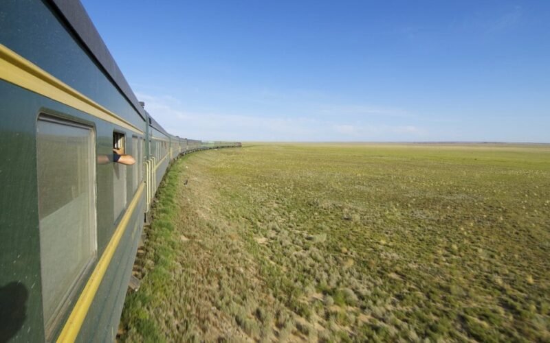 Al querer huir lo llaman viajar