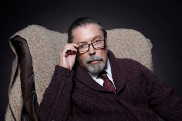 Muere a los 80 años el actor Tim Curry, la estrella de ‘The Rocky Horror Picture Show’