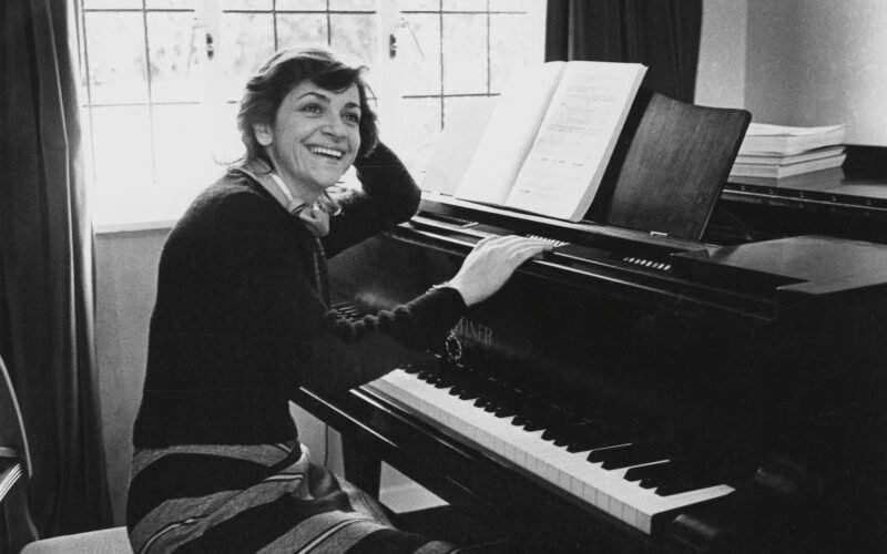 Muere Ileana Cotrubaș, la soprano que sabía decir no