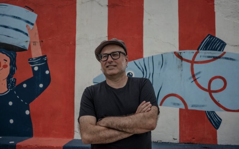 Javier Rodríguez, el dibujante asturiano que ha arrasado en los Premios Eisner: “Nunca tuve talento para dibujar”