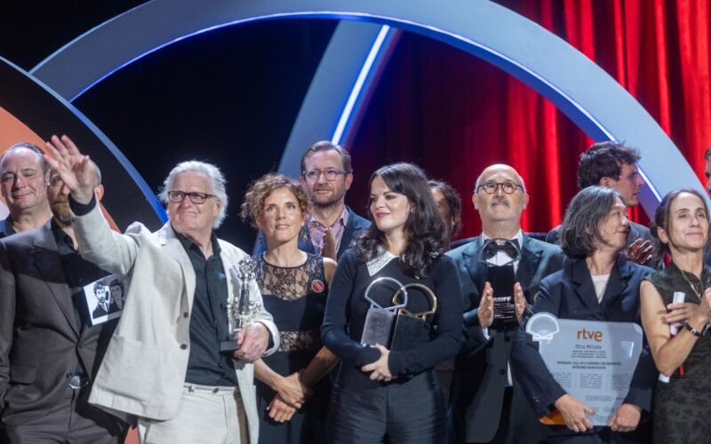 ‘Tender Loving Care’, la emocionante despedida de Mike Leigh, inapelable Concha de Oro en el festival de San Sebastián 2026