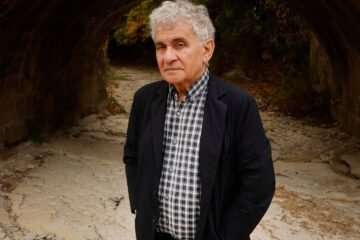Bernardo Atxaga habla de ‘Golondrinas’, el humor cruel en la literatura y la vida rural