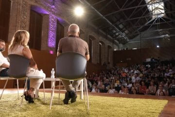 ‘Escrivivir’, el congreso que conecta a aficionados con autores, editores y agentes y del que han surgido 30 libros
