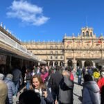 Salamanca se queda sin su Feria del Libro Antiguo: “Llevan años intentando sacarnos de la Plaza Mayor; es una brutalidad”