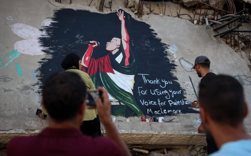 Macklemore anuncia conciertos a favor de Palestina y donará todo lo recaudado