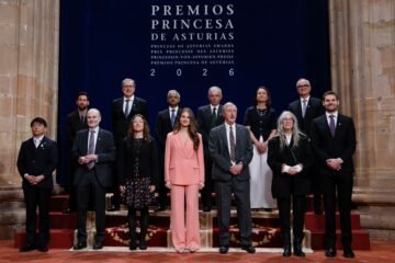 Los Premios Princesa de Asturias 2026, en directo | Los Reyes y la princesa Leonor llegan a la ceremonia de entrega en el Teatro Campoamor de Oviedo
