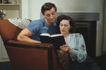 “En vez de fijarnos en los bíceps, fijémonos en los libros”: la ‘app’ de ligue que busca el amor según lo que leas