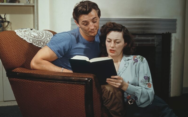 “En vez de fijarnos en los bíceps, fijémonos en los libros”: la ‘app’ de ligue que busca el amor según lo que leas