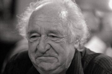 La poesía, un arma de construcción masiva