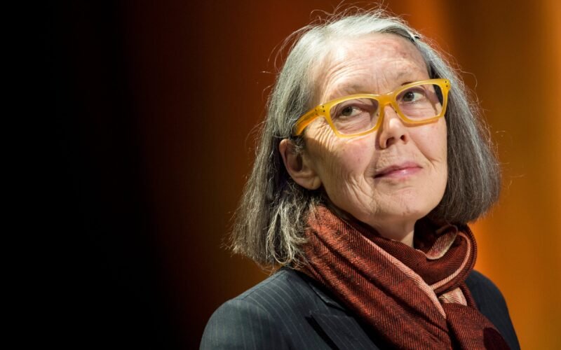Los poemas de Anne Carson recitados en castellano por autores españoles