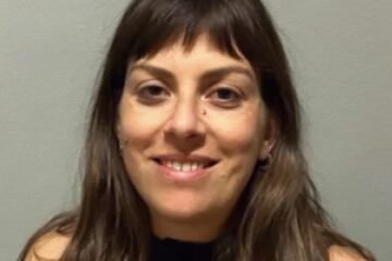 Isabel Fernández González gana el Premio Nacional Calderón de la Barca de teatro por ‘Campo de fuerzas’
